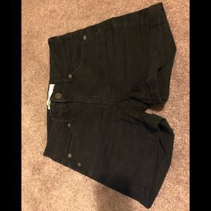 Garage shorts